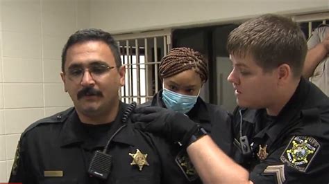 Metro corrections - LOUISVILLE, Ky. (WAVE) - The Louisville Metro Department of Corrections (LMDC) is making sure its officers are looking out for one another with a newly available training course. Officers aren’t ...